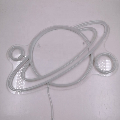 Transforme o seu quarto num espaço fresco e elegante com a luz LED do nosso sinal planetário de néon