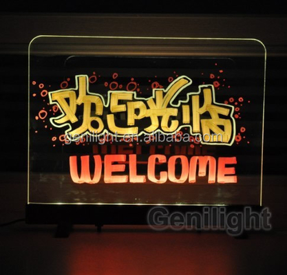 Tabela de escrita magnética de LED de faixa RGB SMD5050 personalizável para publicidade interativa