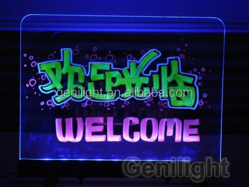 Tabela de escrita magnética de LED de faixa RGB SMD5050 personalizável para publicidade interativa