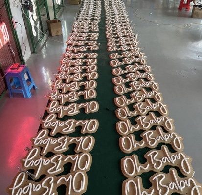 Luz de néon para bebê Sala de jogos de berçário Casamento Carta LED Branca